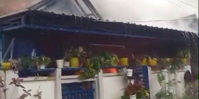 Rumah Terbakar